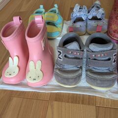 中古子ども靴の画像