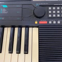 YAMAHAキーボードPSR-75の画像