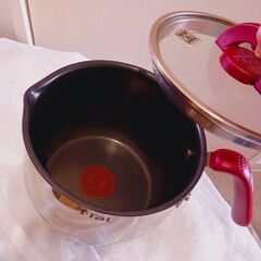 激安🎉最終価格❣️【美品】定価5,000円→3,618円→出品2,500円🤗💕これ1台で万能調理❤️アルミニウムを気にする方に💖ティファール 片手鍋 16cm 2.6L IH ガス火対応 PFOAなどの有害物質不使用🌹ステンレス レッド 他のマルチポットと違うのはステンレスでできています❤️健康やオーガニックを気にする方におすすめ🤗💕URLあり😊の画像