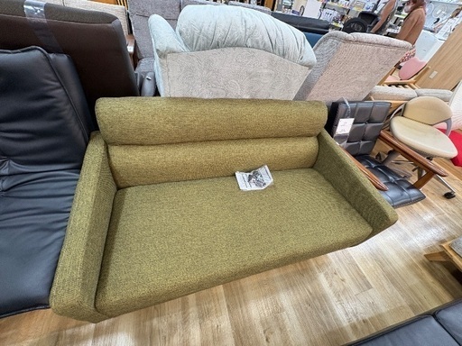 【軽トラック90分無料貸し出し/お値下げ】コスパクリエーションの二人掛けソファー入荷しました！！