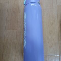 1.5L紫の水筒 保冷用 (早い勝ち)