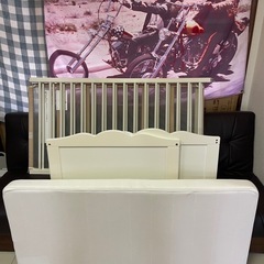 値下！IKEAの中古ベビーベッドの画像