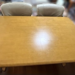 ダイニングテーブル＋椅子2脚　⭐️週末週末割引実施中の画像