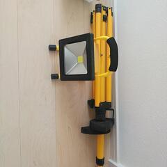 充電式投光器