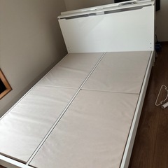 ニトリ　ダブルベッドフレーム