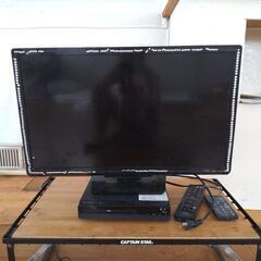 小さなテレビとdvdプレーヤー