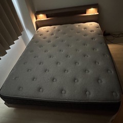 【美品】🉐Sealy/シーリー　ダブルベッドの画像