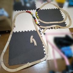 BRIO　木のおもちゃ　レール　電車の画像
