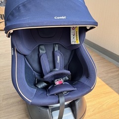 Combi チャイルドシート ネイビーの画像