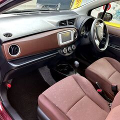 ⭐２４年式★トヨタヴィッツ⭐プッシュスタート★２年車検・２年保証！下取り可能♪の画像
