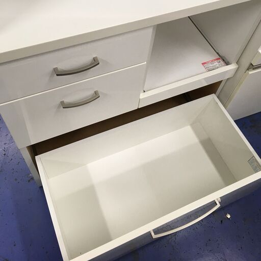 ★リユースのサカイ横浜南店★YM1068 ニトリ 食器棚 レンジボード ホワイト W80×D41×H180 クリーニング済み