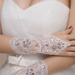 【お値下げしました】新品未使用 結婚式 ウェディンググローブ フィンガーレスの画像