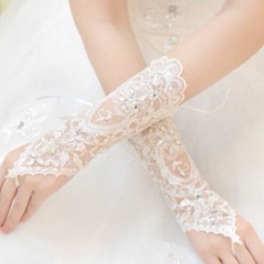 【お値下げしました】新品未使用 結婚式 ウェディンググローブ フィンガーレスの画像