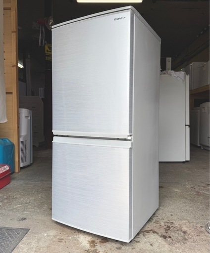 4/4以降引渡し】SHARP SJ-D14F-W 冷蔵庫