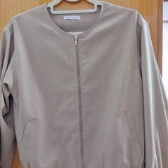 アウターL　キレイなベージュ