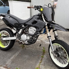 dトラッカー250