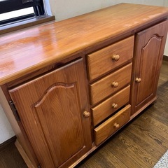 アクタス購入　
キッチンキャビネット
