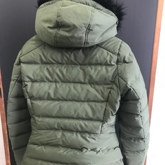 【未使用】ZARA   ダウンジャケット　オリーブグリーン　Mサイズの画像