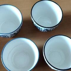 大鉢1個　小鉢4個　麺セットの画像