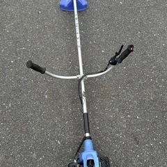 肩掛け式　草刈機　草刈り機　刈払機　刈払い機　HITACHI 日...