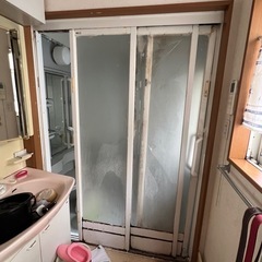 洗面所　
洗面台中古の画像