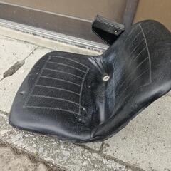 農作業車にトラクターにコンバインにの画像