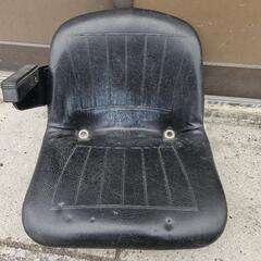 農作業車にトラクターにコンバインに