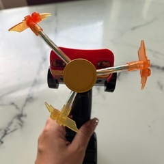 カーズ　クルクル光るおもちゃの画像