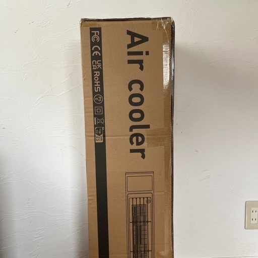 ⭐️最終価格⭐️【新品】冷風機・タワーファン 4L 4個保冷バッグ　リモコン・タッチパネル付