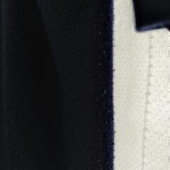 紺の長袖ワンピース　９〜11号の画像