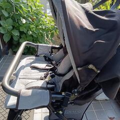 折りたたみベビーカーの画像