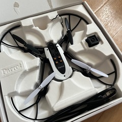 ドローン　Parrot MAMBO FLYの画像