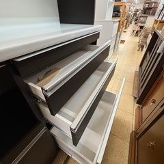 《リユースマン倉敷》松田家具キッチンボード ブラウン×ホワイト 食器棚の画像