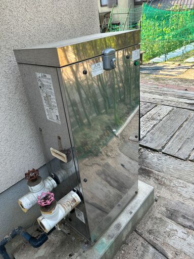 ハウステック製　イオン交換式軟水器(型式：ES-5-1H)　※現状渡し