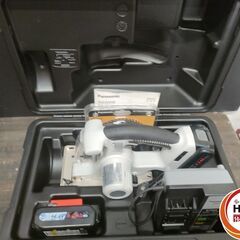 ●【中古】Panasonic(パナソニック) 14.4/18v充電パワーカッター135 LS電池セット EZ45A2LS2F-H　美品　使用頻度少な目　替刃付きの画像