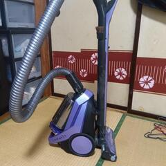 掃除機　MITSUBISHI　2013年製　使用可能