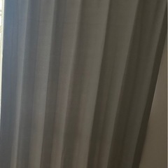 カーテンの画像