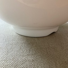 シンプルな白いサラダボール　深皿　どんぶり　三つセット
の画像