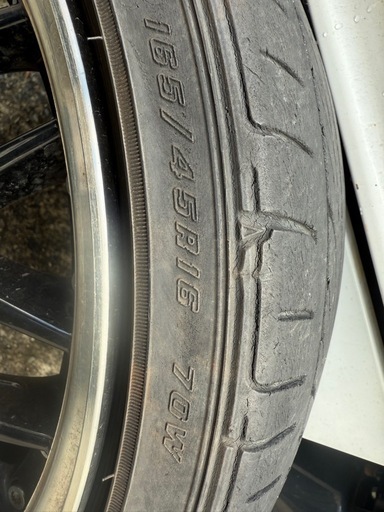 ロクサーニのマルチフォルケッタ 4穴 PCD100 165/45R16
