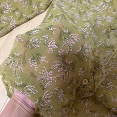 新品ブラウスの画像