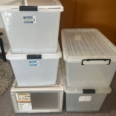 
押入れタイプのケース