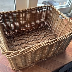 編み籠