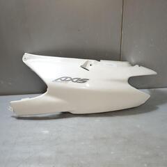 YAMAHA アクシス100 SB01J ボディーカバー 左　A...