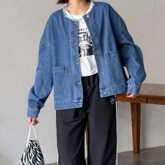  新品未使用品☻デニムジャケット   ダメージ加工の画像