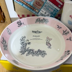 6/20までキャラクター食器セットの画像