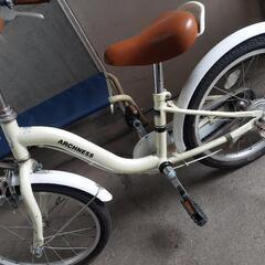 キッズ　自転車　ホワイト系　18インチの画像