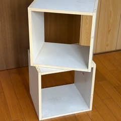 カラーBOX 2個　0円