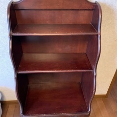 アンティークキャビネット　収納棚　飾り棚
