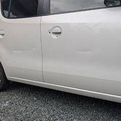 日産モコ 4WDの画像