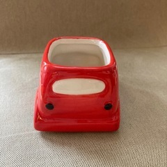 赤い車の小物入れ　置物　　の画像